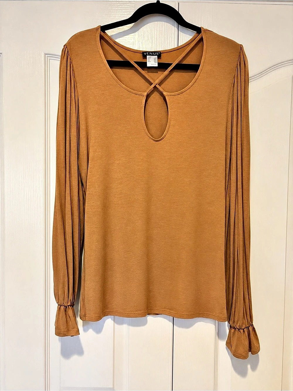 Venus Long Sleeve Brown Top Size XL Like New